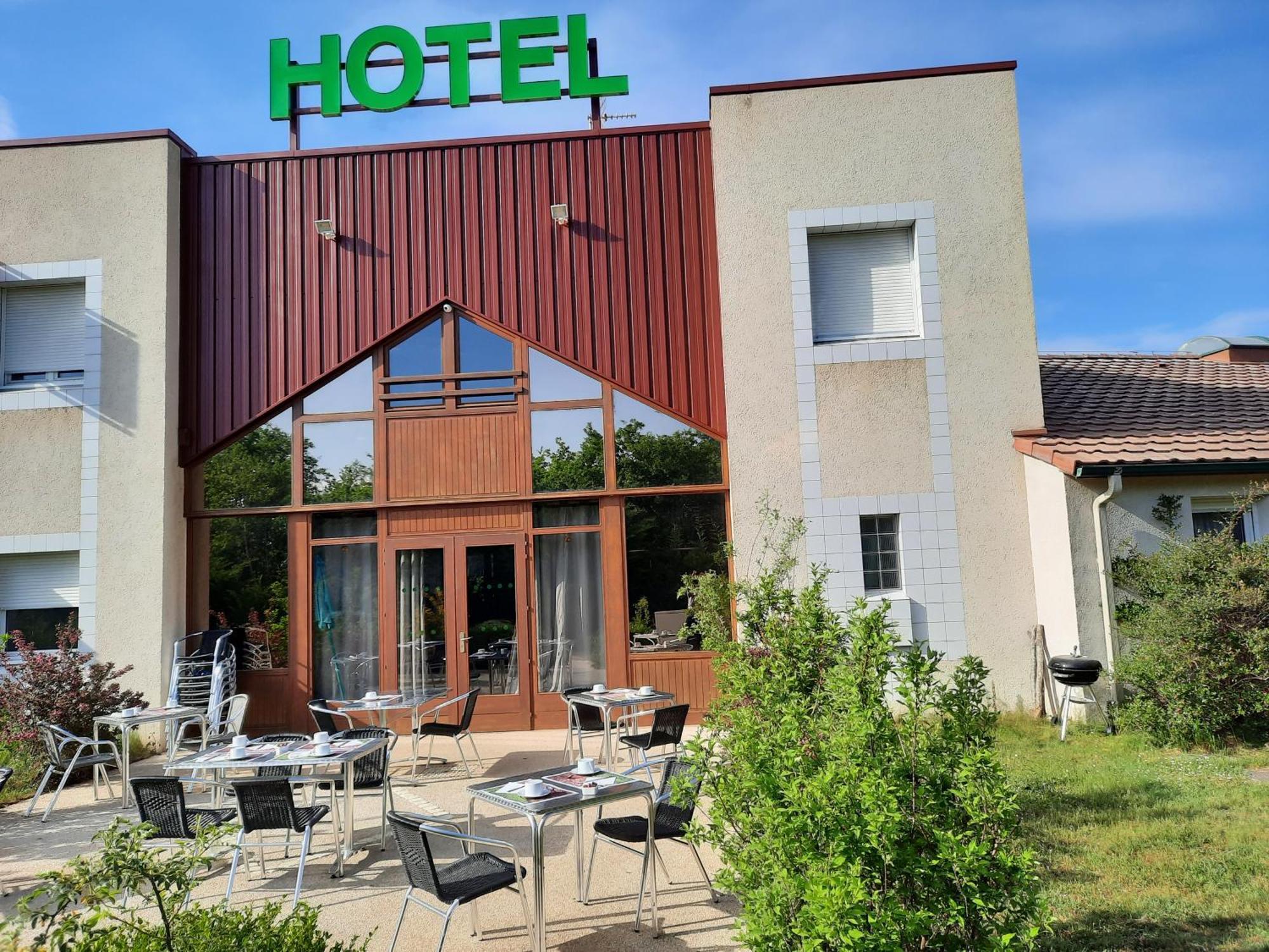 Hotel Le Grand Chene Gievres Exterior photo